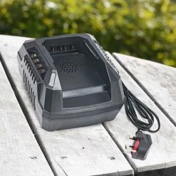 Hyundai HYCH402 40V Garden Machinery Charger -Hyundai Sales Shop 23597746 5