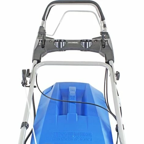 Hyundai HYM460SPE 460mm 139cc Electric-Start Self-Propelled Petrol Roller Lawnmower 4 Hyundai HYM460SPE 460mm 139cc Electric-Start Self-Propelled Petrol Roller Lawnmower - Image 4